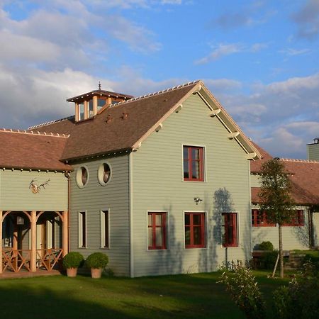 Lodge Saint-Hymer Экстерьер фото